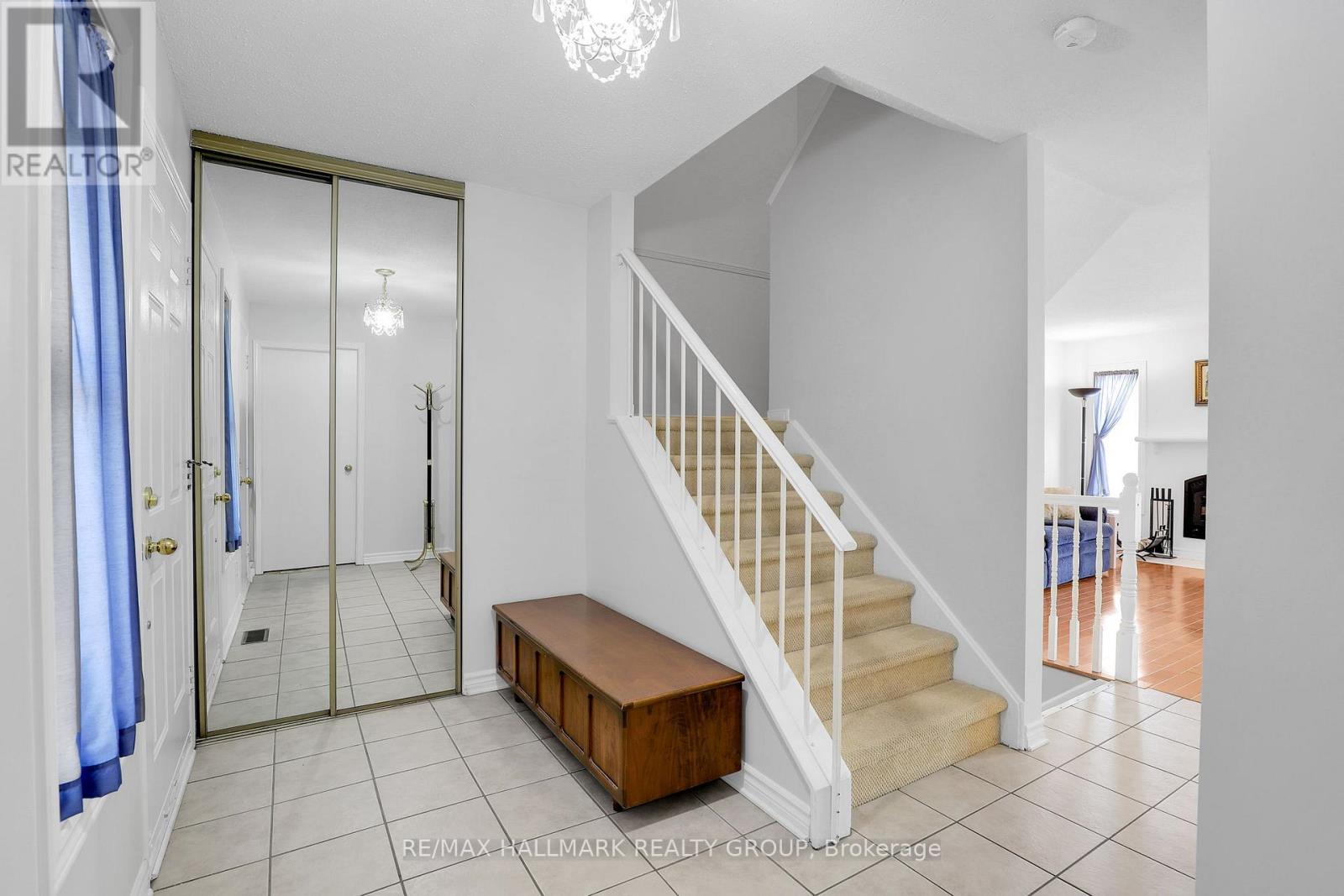 Property at 91 LANGSTROM CRESCENT image 3
