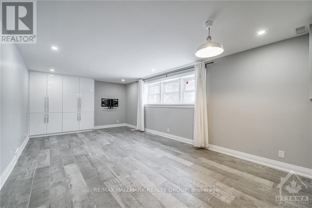 1 - 354 Tweedsmuir Avenue, Ottawa, Ontario  K1Z 5N4 - Photo 5 - X12148189