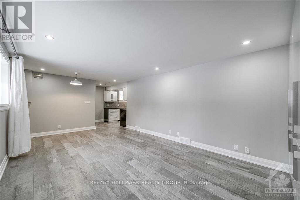 1 - 354 Tweedsmuir Avenue, Ottawa, Ontario  K1Z 5N4 - Photo 7 - X12148189