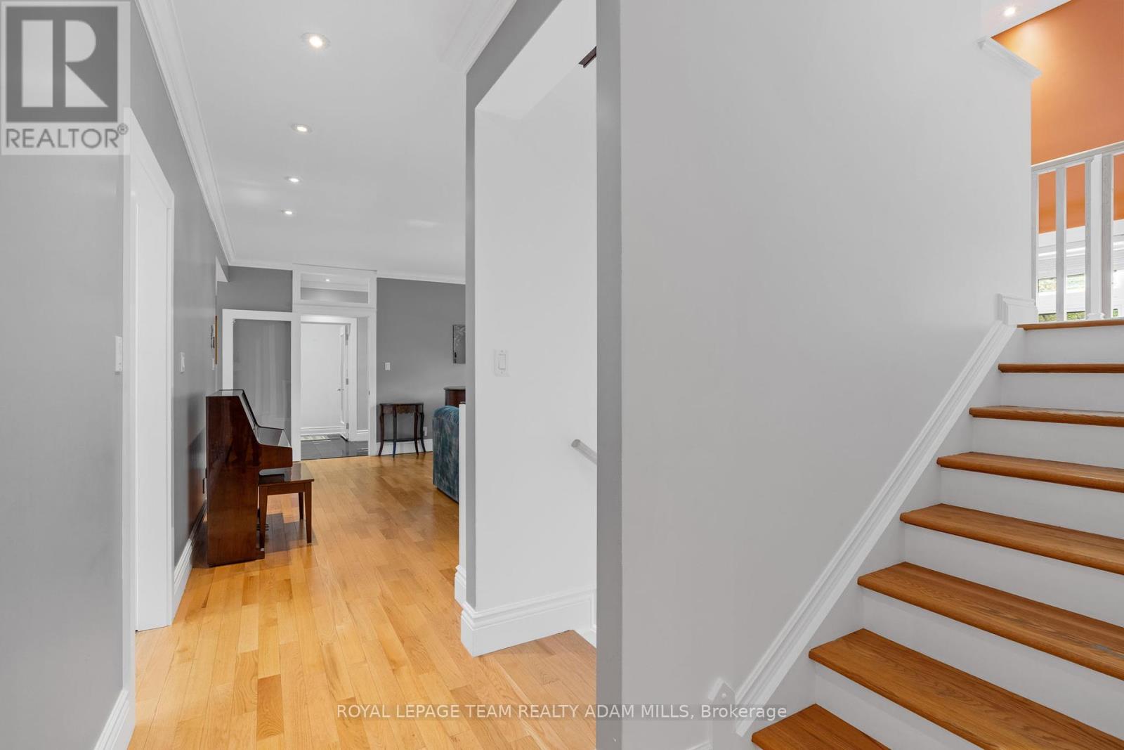 1481 Orchard Avenue, Ottawa, Ontario  K1H 7C5 - Photo 19 - X12148210