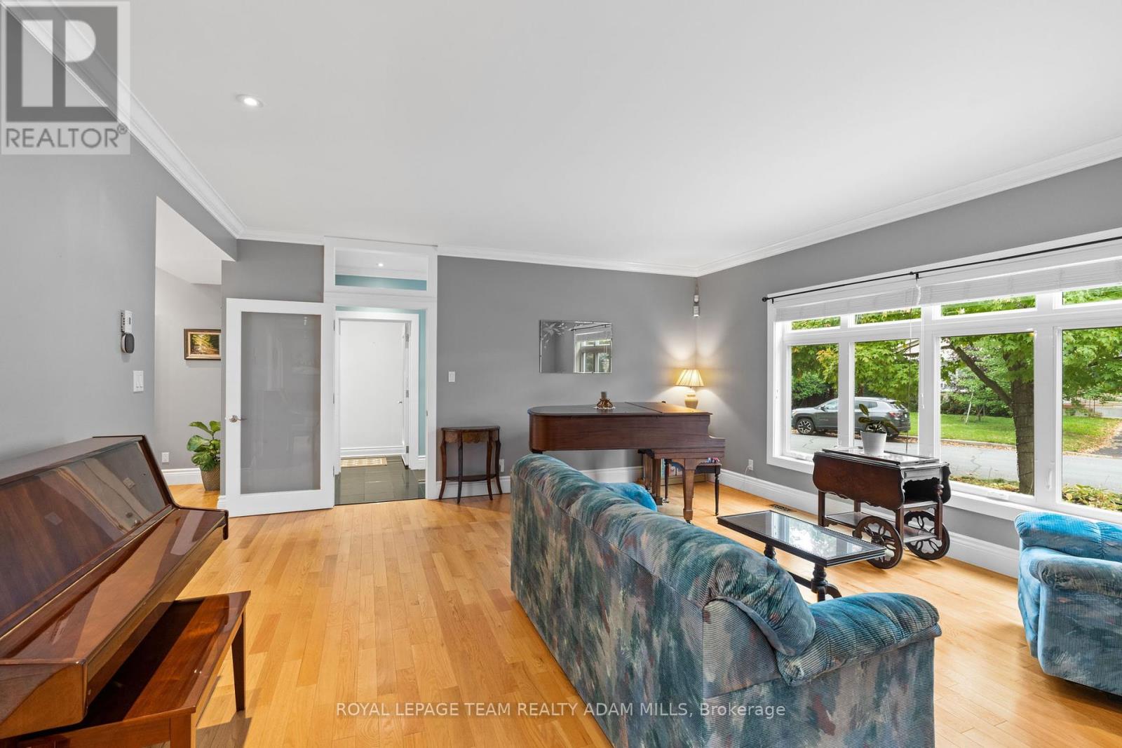 1481 Orchard Avenue, Ottawa, Ontario  K1H 7C5 - Photo 7 - X12148210