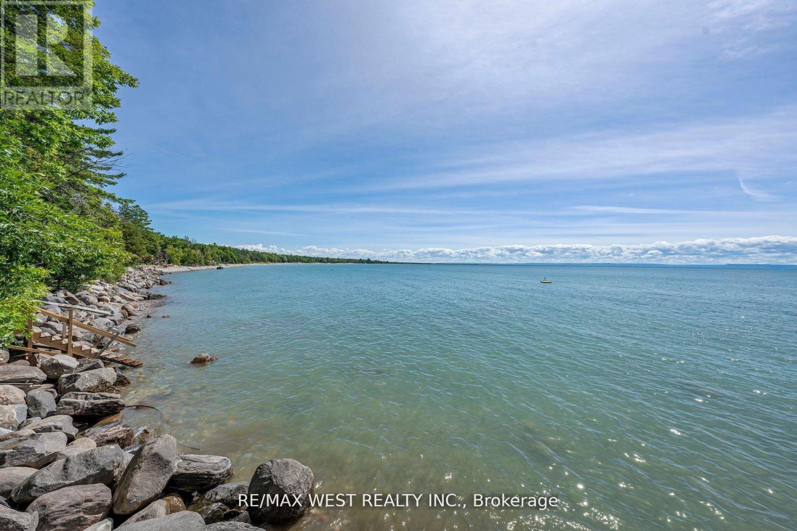 38 Willow Drive, Tiny, Ontario  L0L 1P1 - Photo 36 - S12148097