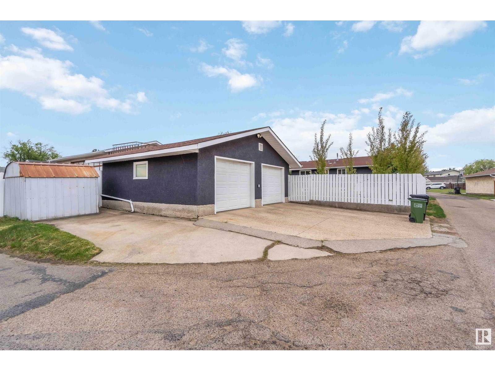 6904 39 Av Nw, Edmonton, Alberta  T6K 1T8 - Photo 49 - E4436359