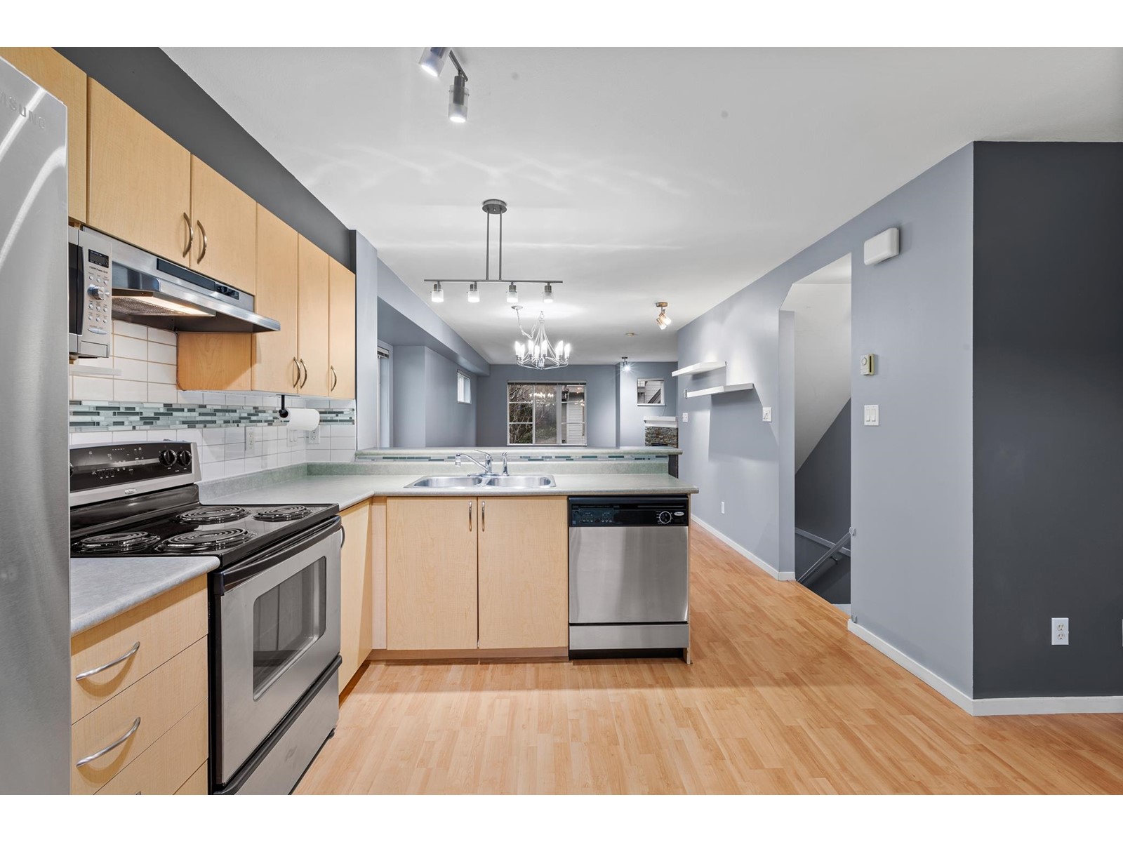 1 15175 62a Avenue, Surrey, British Columbia  V3S 1X1 - Photo 9 - R3002794