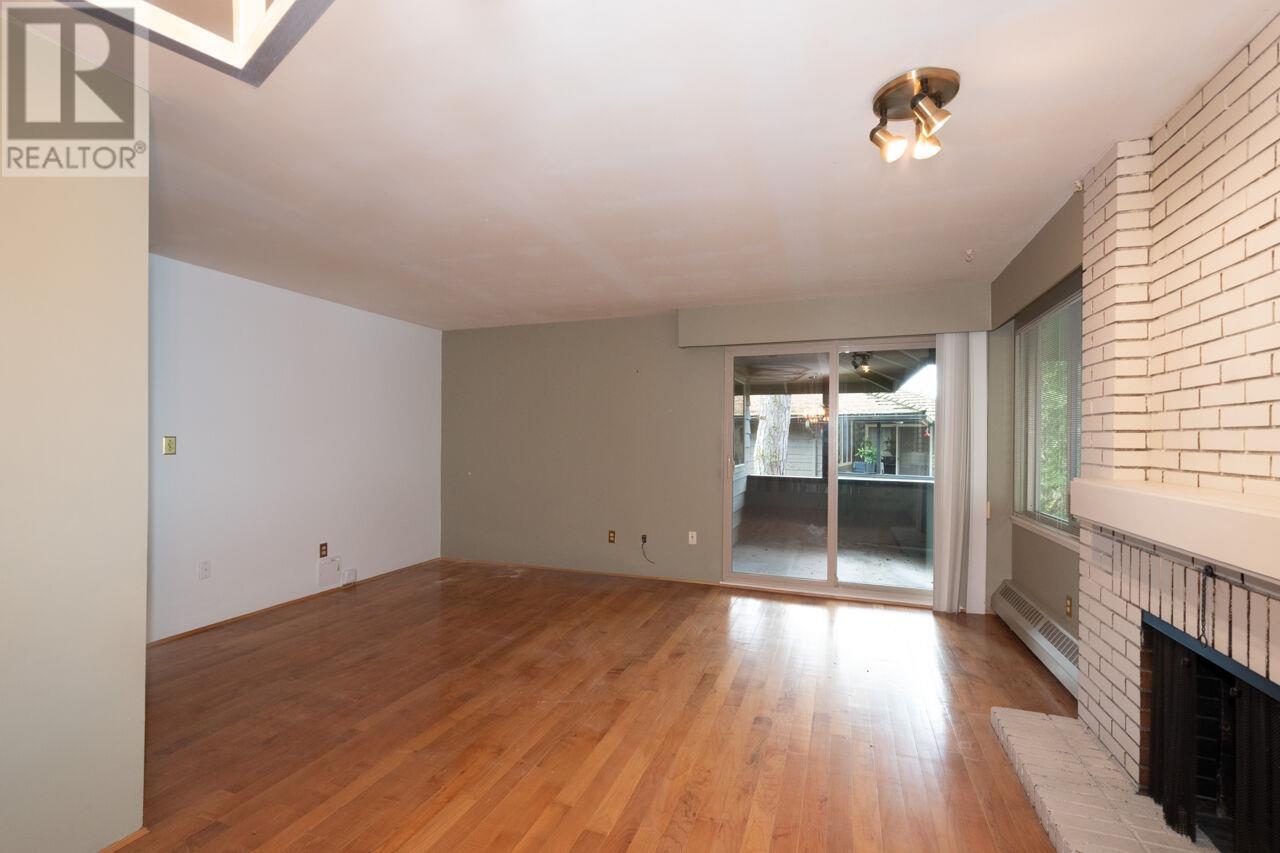 704 235 Keith Road, West Vancouver, British Columbia  V7T 1L5 - Photo 8 - R3002745