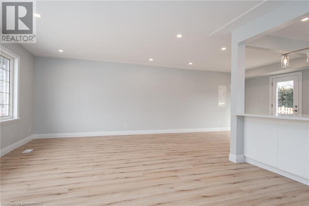 101 Lyndhurst Drive Unit# A, Kitchener, Ontario  N2B 1B7 - Photo 6 - 40728805