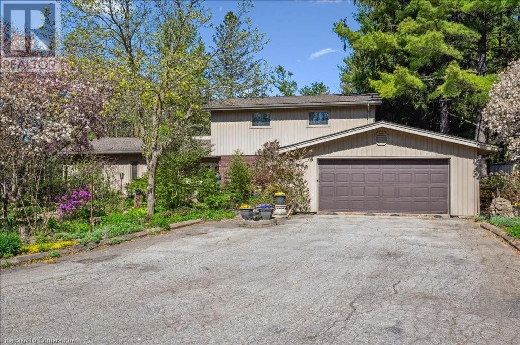 Property at 111 GRANDVIEW Drive image 3