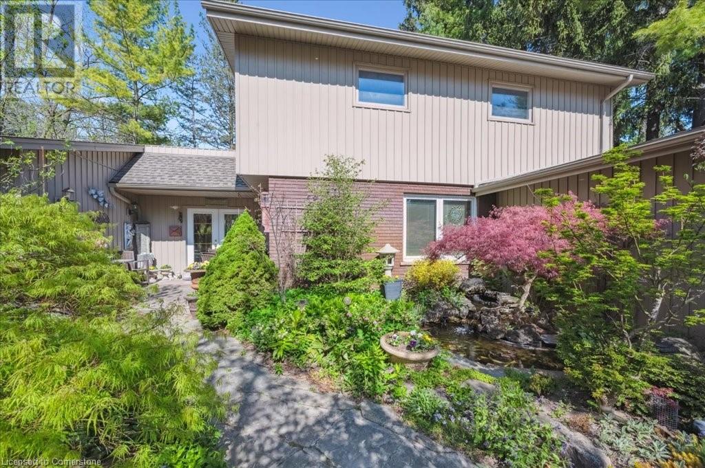 Property at 111 GRANDVIEW Drive image 4