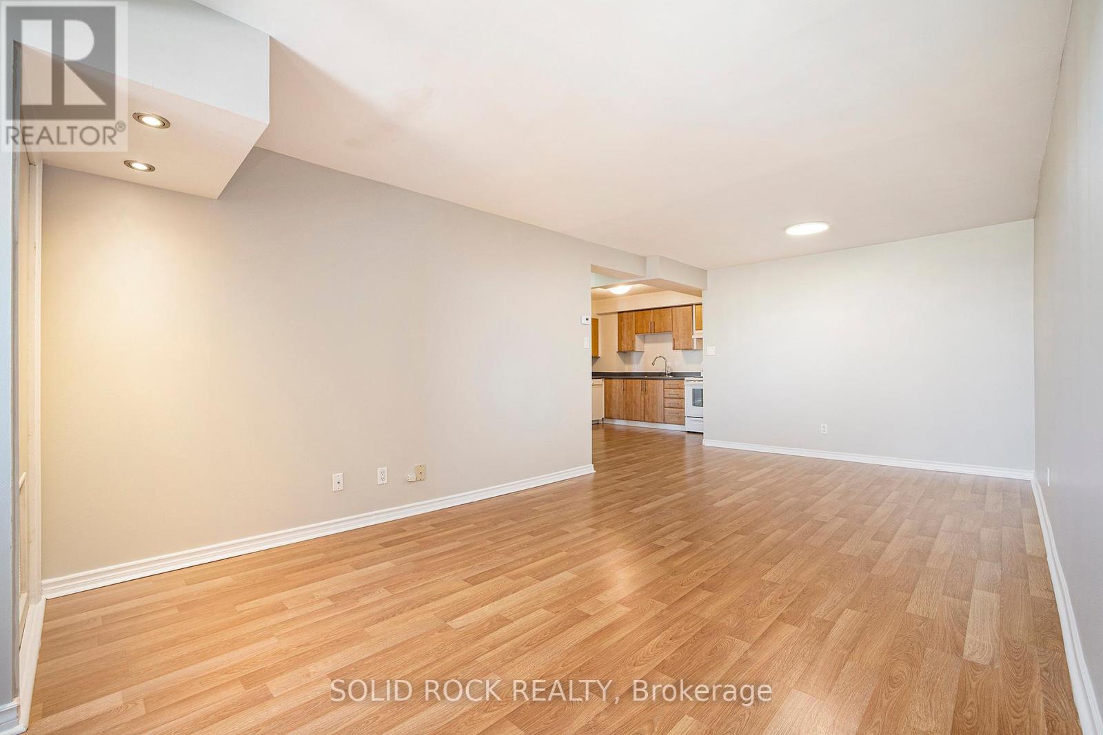Property at 1701 - 200 BAY STREET image 3