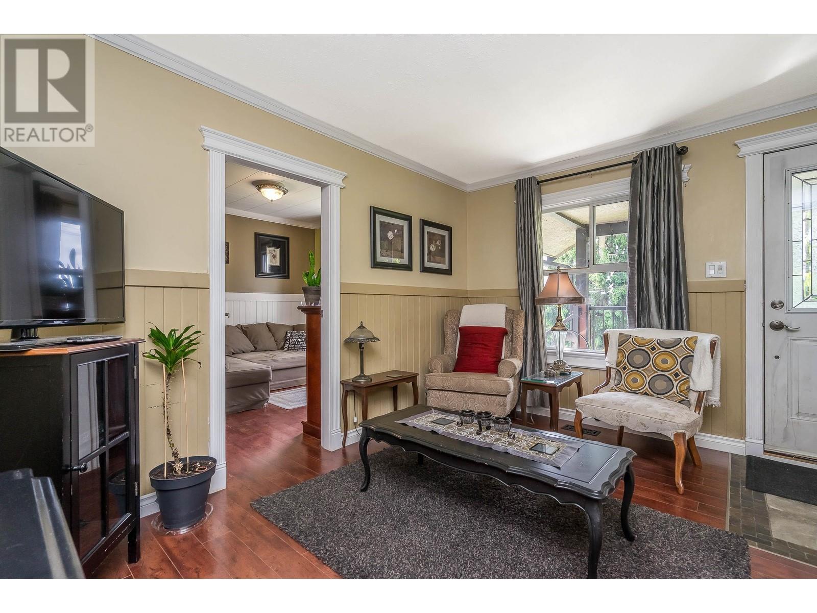 1031 Alderson Avenue, Coquitlam, British Columbia  V3K 1W2 - Photo 4 - R3002776