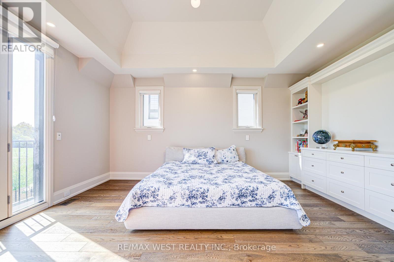 2194 Haygate Crescent, Mississauga, Ontario  L5K 1L5 - Photo 21 - W12147977