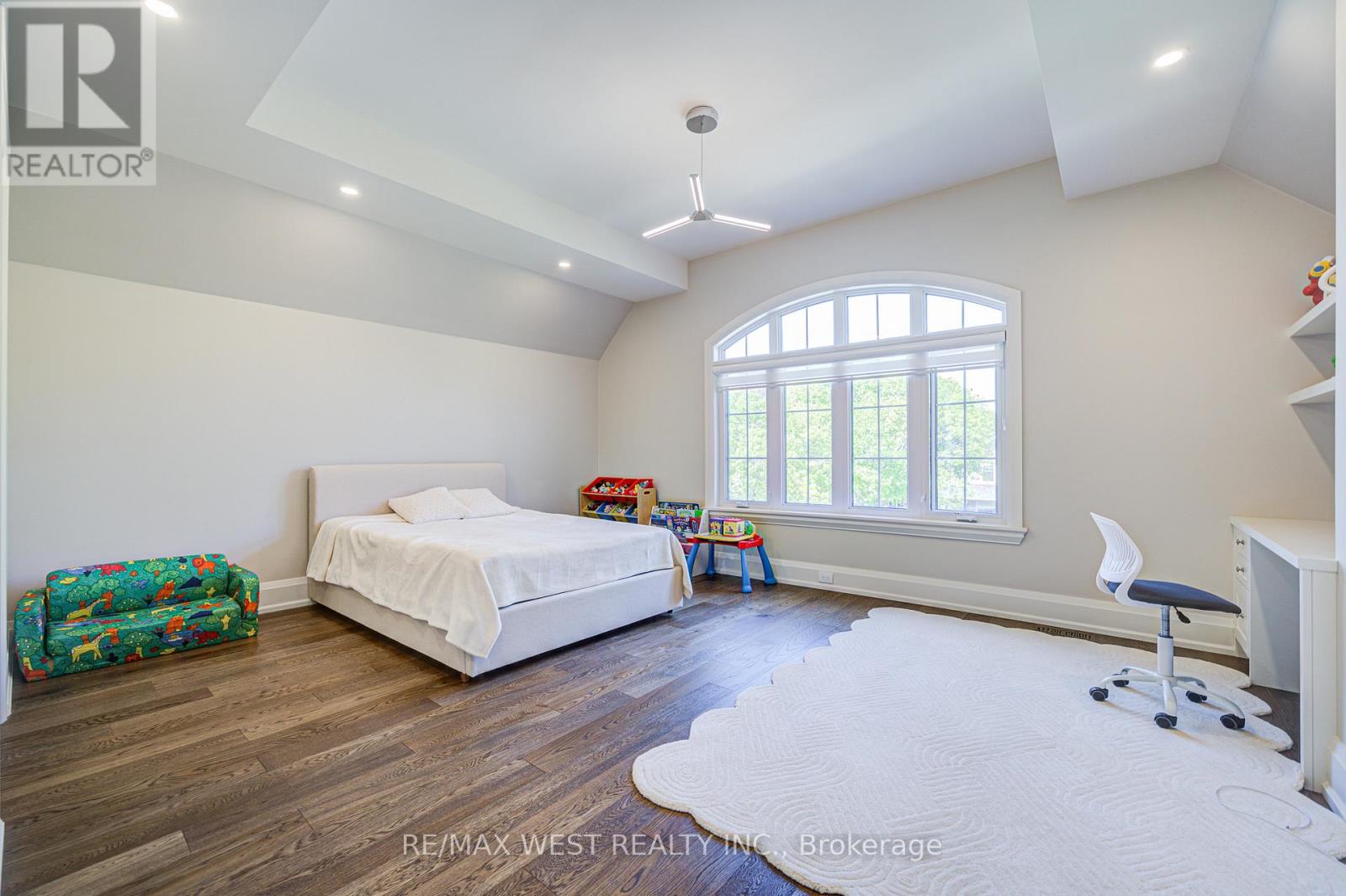 2194 Haygate Crescent, Mississauga, Ontario  L5K 1L5 - Photo 34 - W12147977