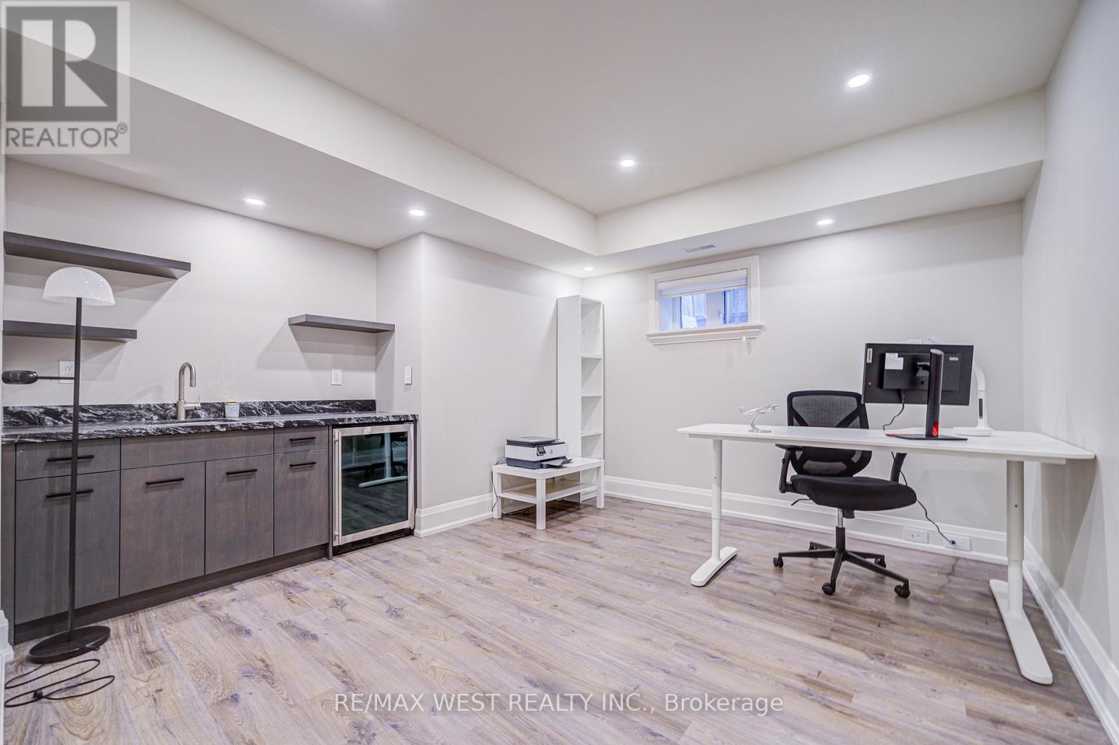 2194 Haygate Crescent, Mississauga, Ontario  L5K 1L5 - Photo 43 - W12147977