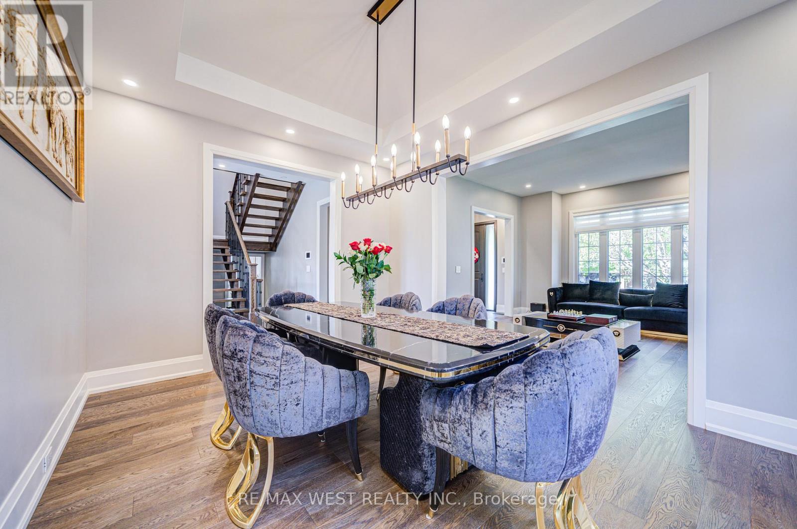2194 Haygate Crescent, Mississauga, Ontario  L5K 1L5 - Photo 8 - W12147977