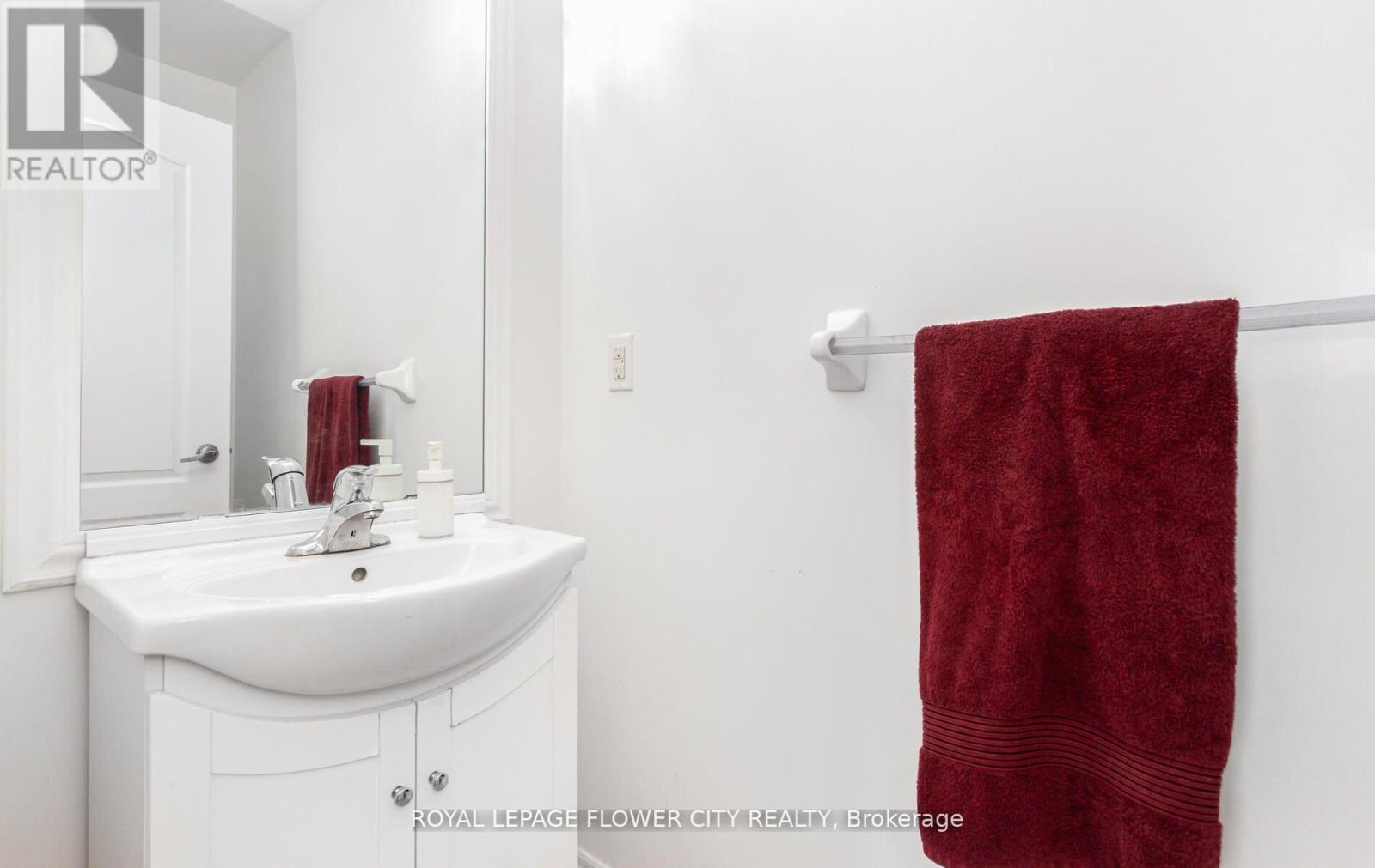 22 Vanwood Crescent, Brampton, Ontario  L6P 2X4 - Photo 23 - W12147983
