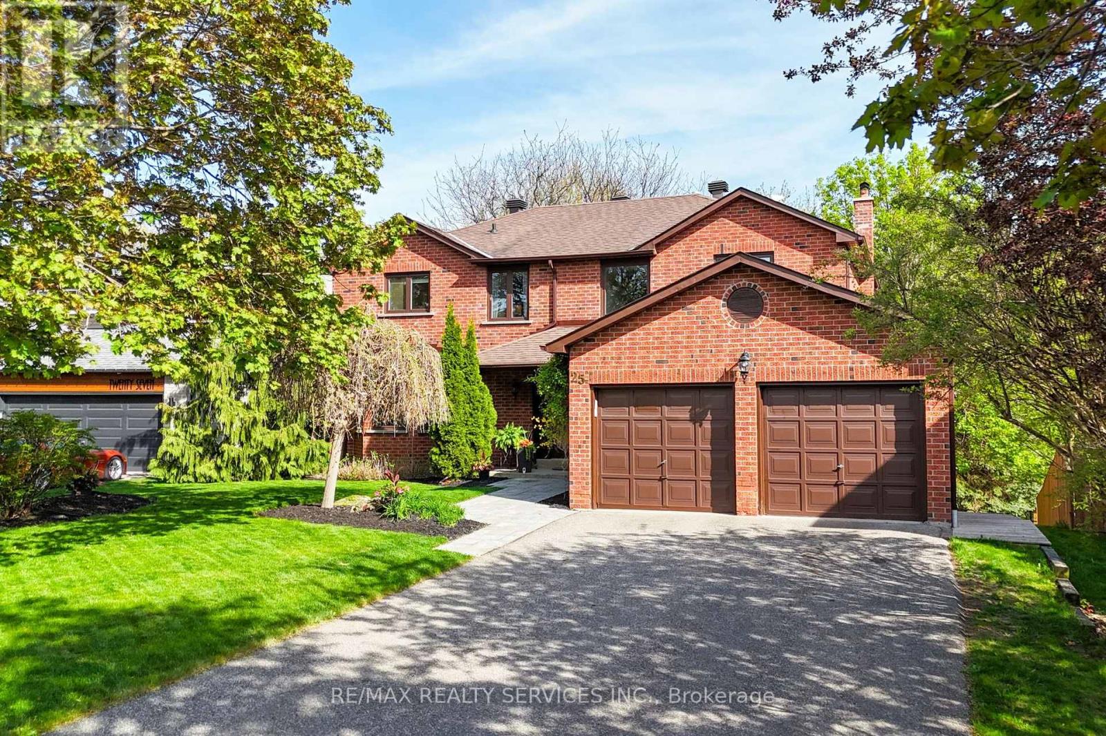 Property at 25 BROOKBANK COURT image 2