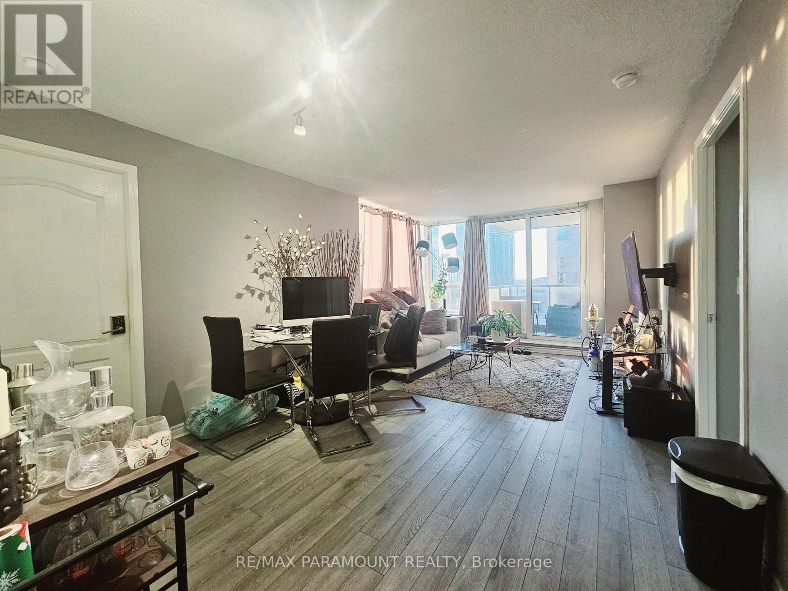 1105 - 4080 Living Arts Drive, Mississauga, Ontario  L5B 4N3 - Photo 2 - W12148029