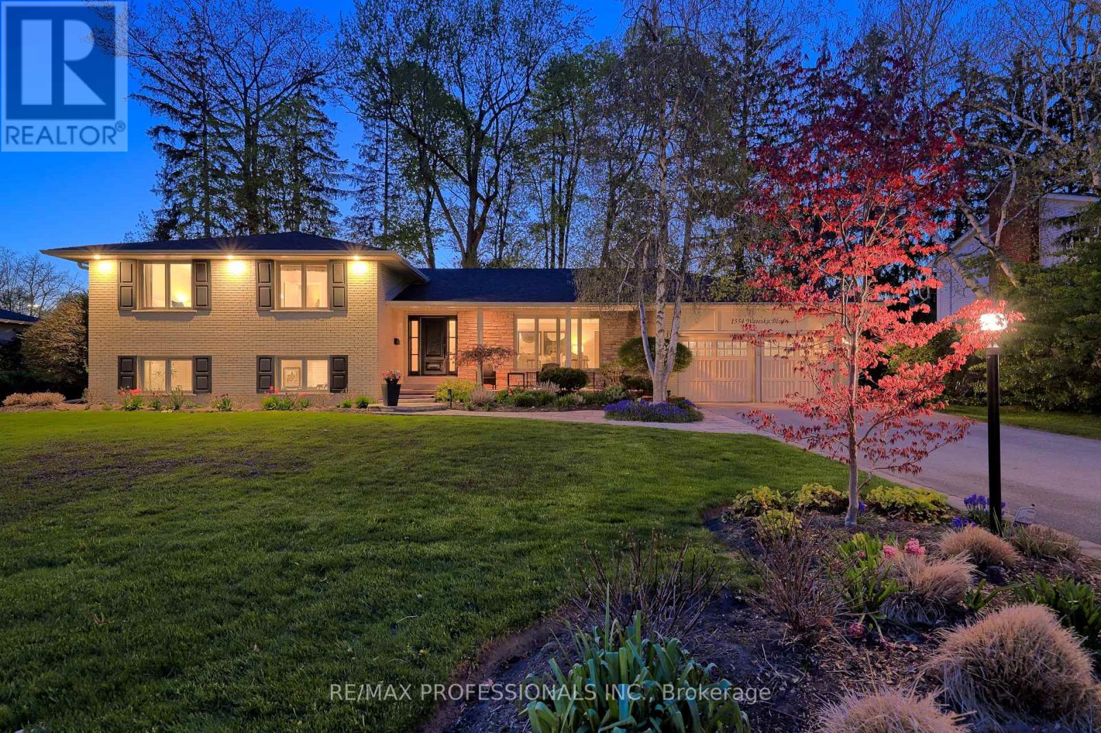 Property at 1554 WATESKA BOULEVARD image 5