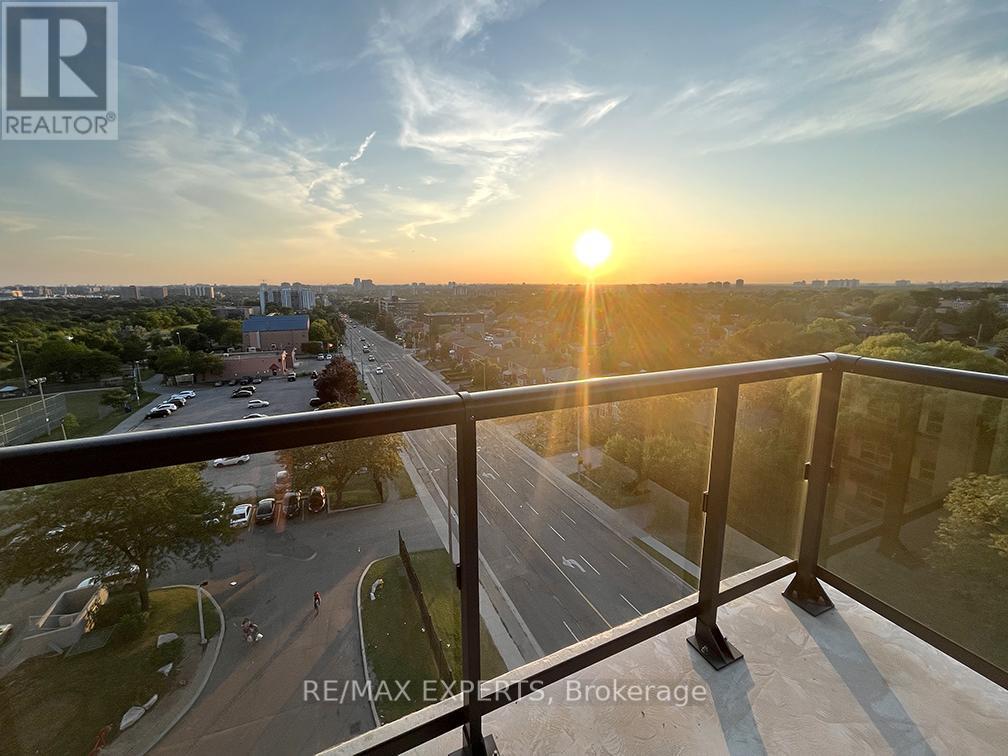 802 - 1461 LAWRENCE AVENUE W, Toronto, Ontario