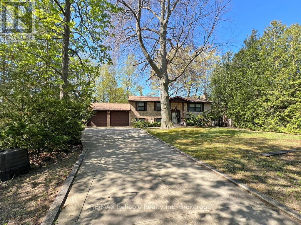 39 Main Street S, Bluewater, Ontario  N0M 1G0 - Photo 33 - X12148185