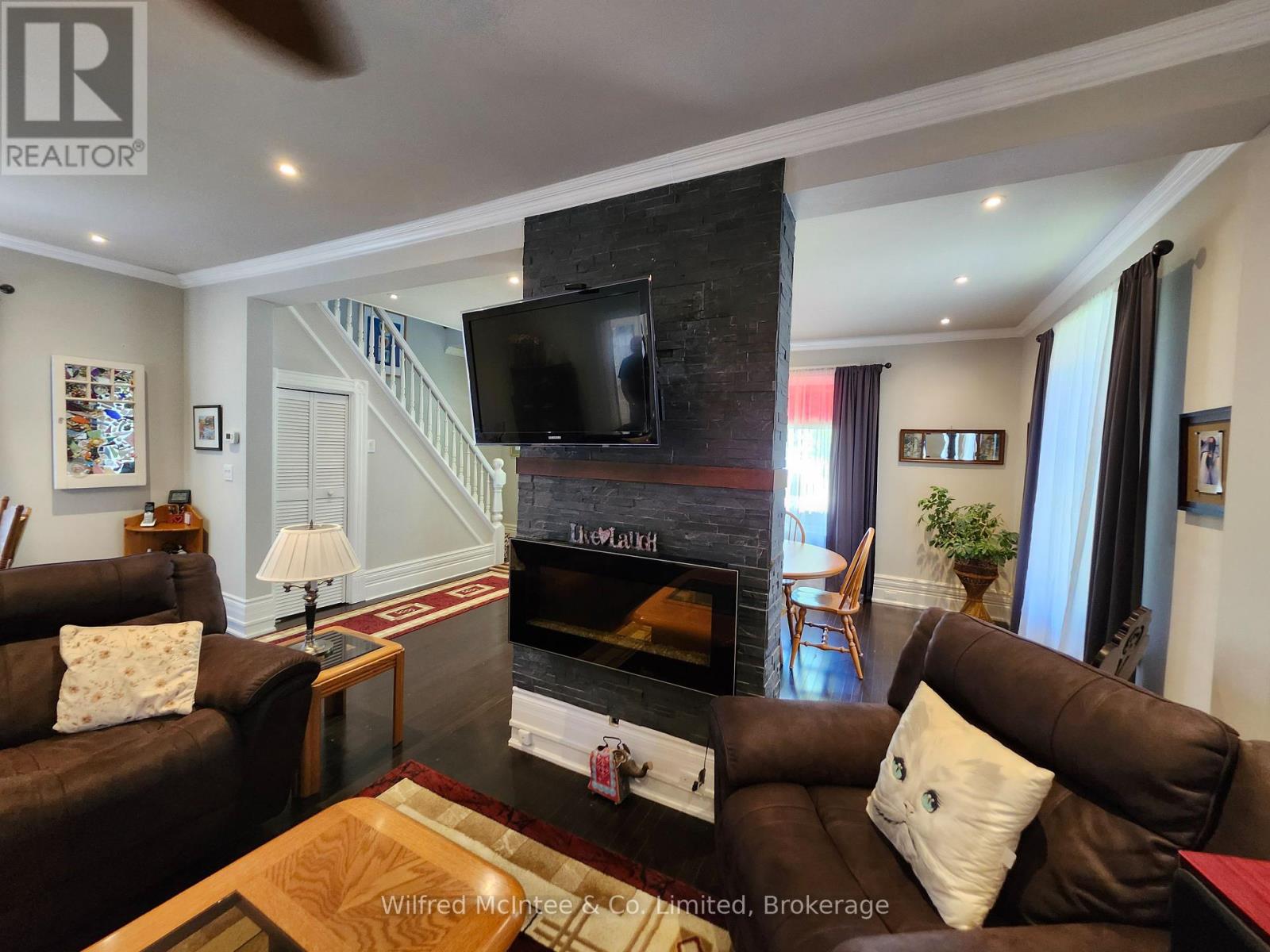 83 Richmond Street, Bluewater, Ontario  N0M 1X0 - Photo 8 - X12148194