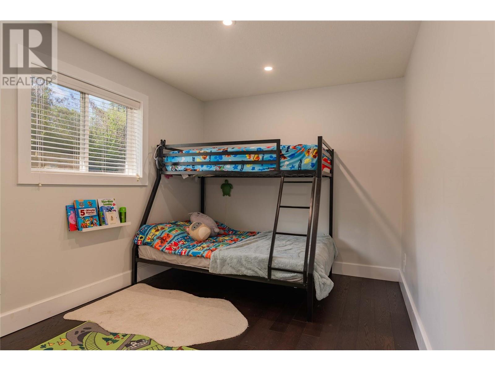3410 WINDSOR Place, Castlegar, BC V1N4E2