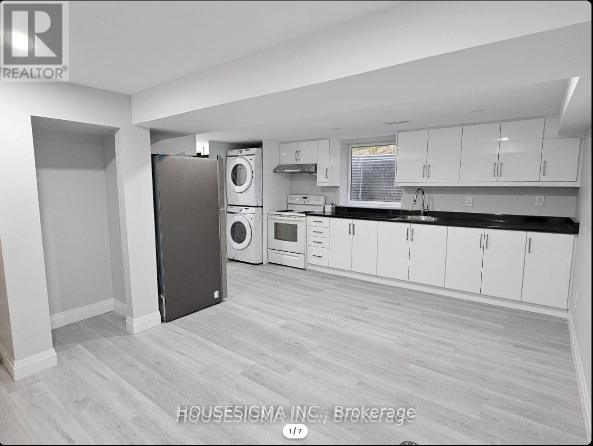 BASEMENT - 24 MCGARRY DRIVE, Kitchener, Ontario