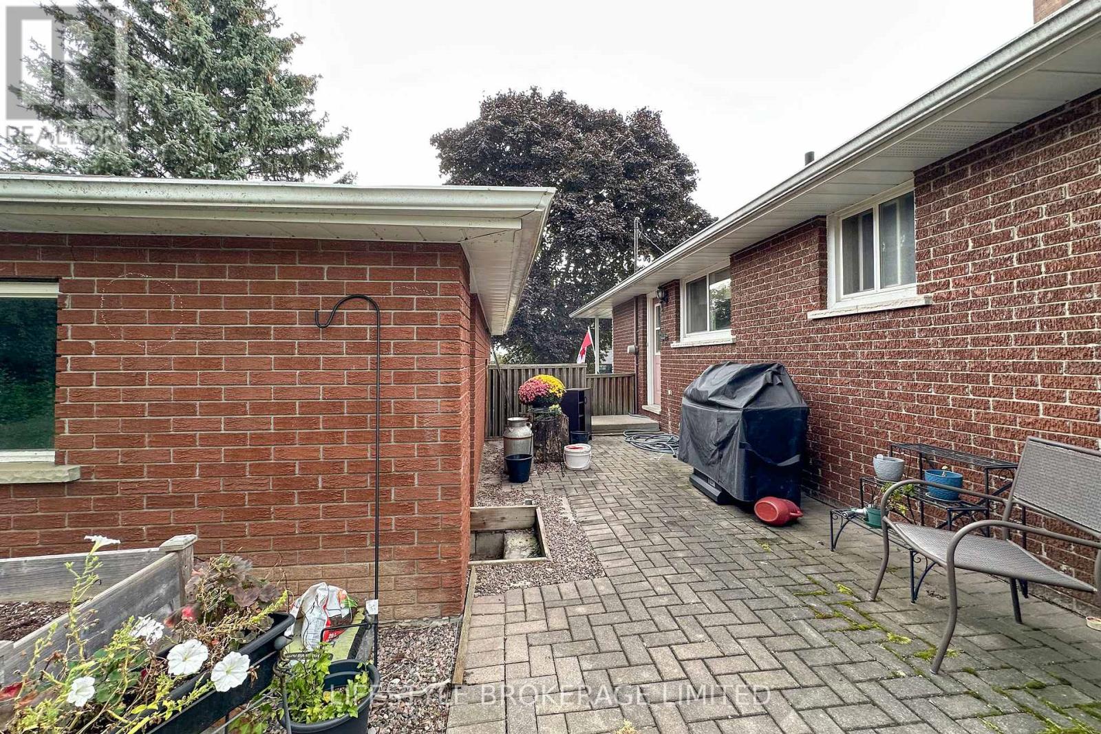 Property at 40 ASH STREET image 5