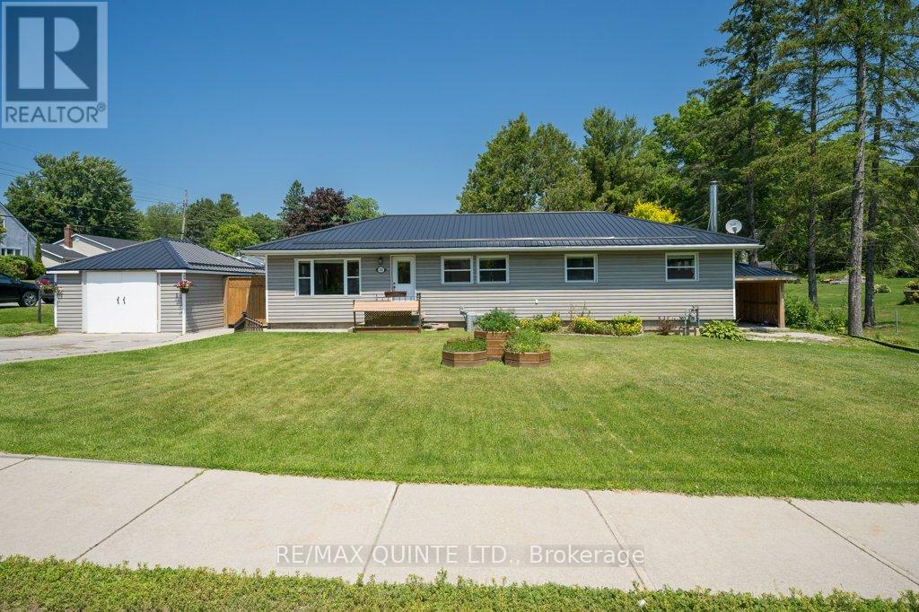 348 RIVER STREET W, Tweed, Ontario