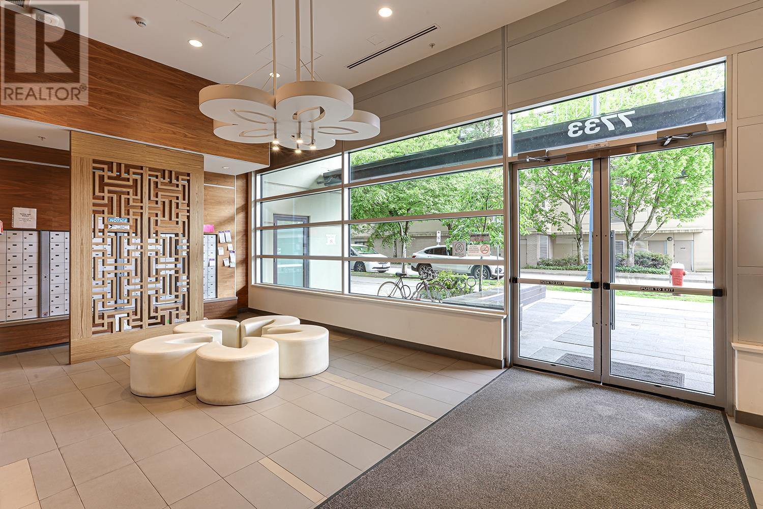 Listing Picture 21 of 23 : 1202 7733 FIRBRIDGE WAY, Richmond / 烈治文 - 魯藝地產 Yvonne Lu Group - MLS Medallion Club Member