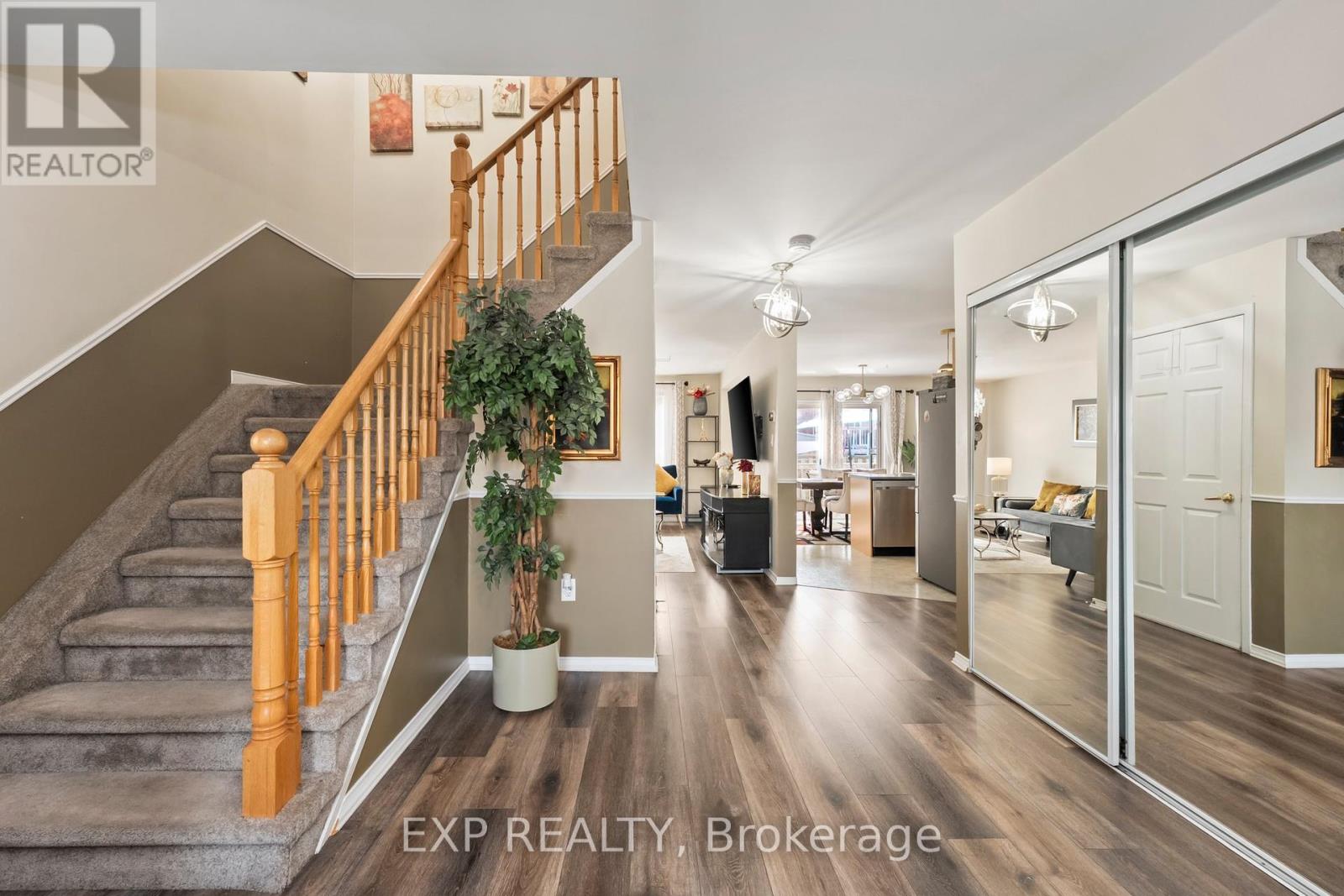 165 Marsellus Drive, Barrie (0 East), Ontario  L4N 8V7 - Photo 6 - S12147774