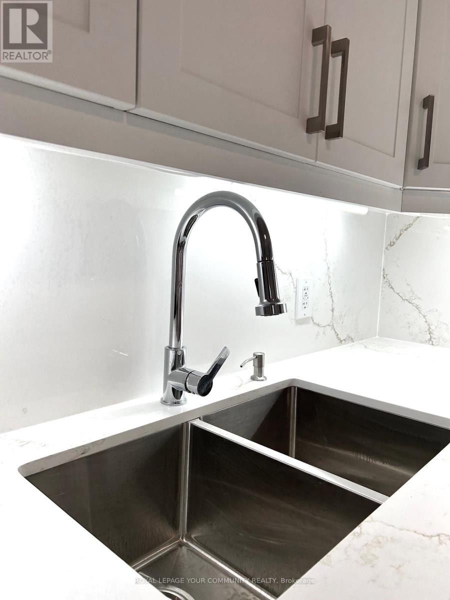 Upper Level - 141 Westmoreland Avenue, Toronto (Dovercourt-Wallace Emerson-Junction), Ontario  M6H 3A1 - Photo 9 - W12092581