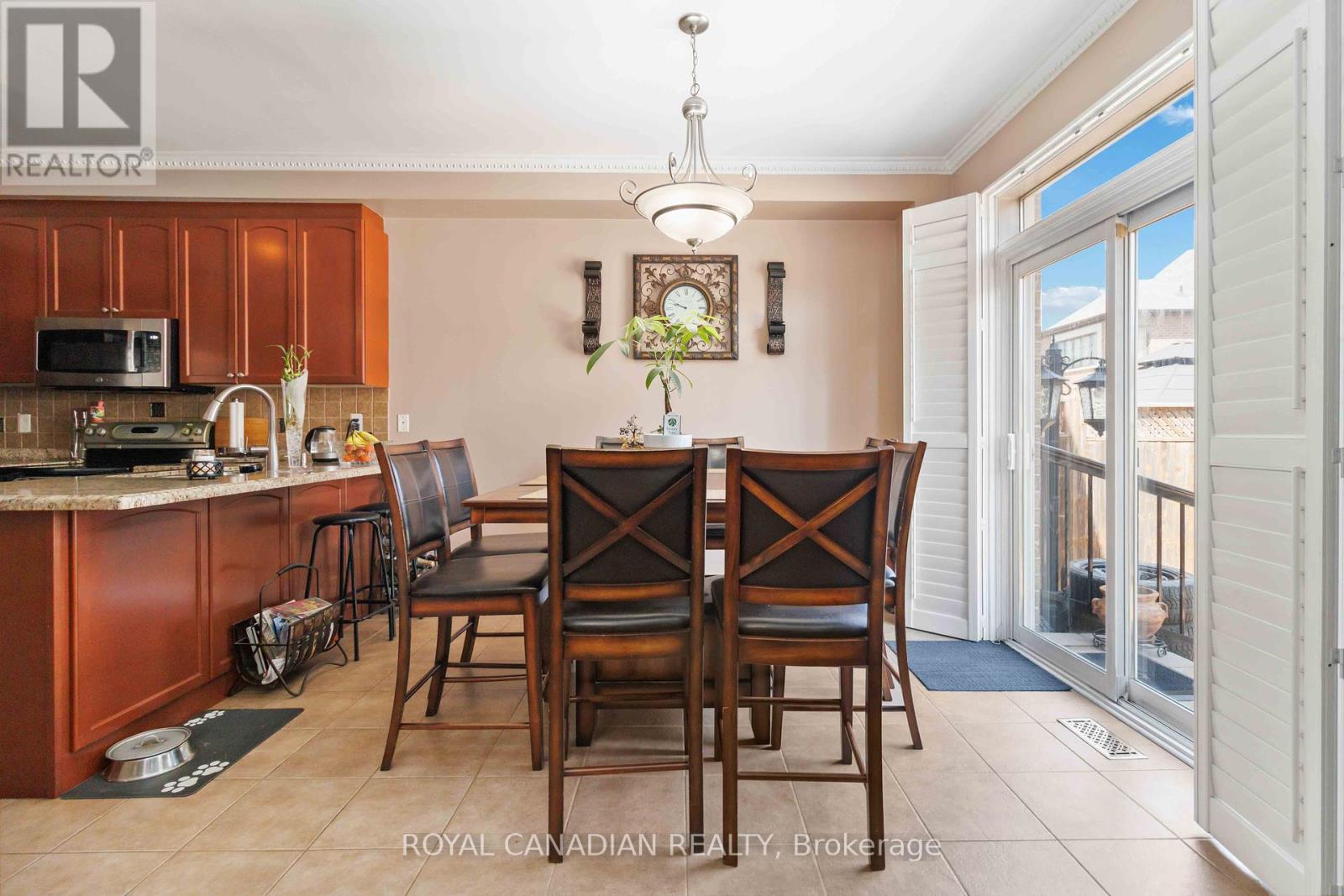 24 Powell Drive, Brampton, Ontario  L6R 0L1 - Photo 17 - W12148059