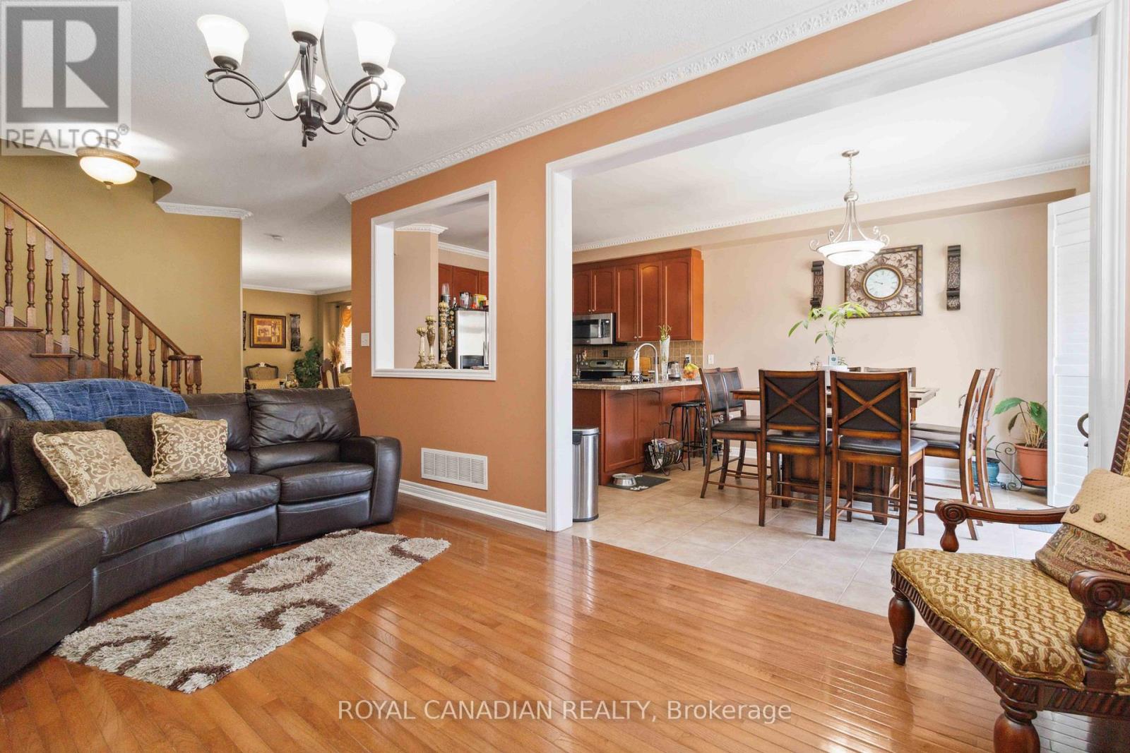 24 Powell Drive, Brampton, Ontario  L6R 0L1 - Photo 10 - W12148059