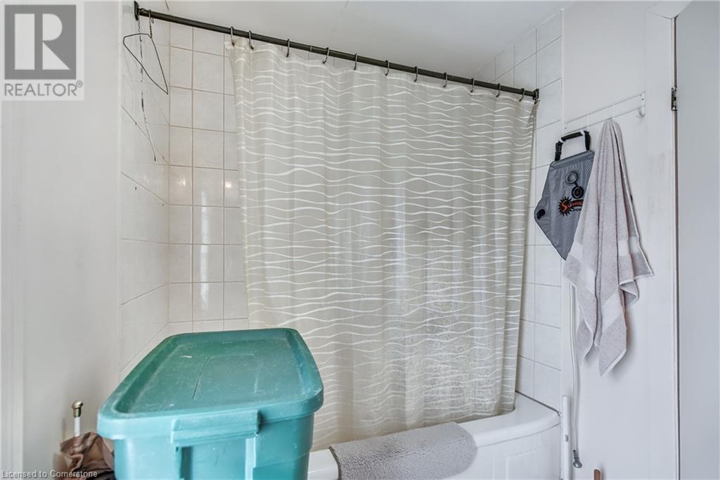 4674 Ryerson Crescent, Niagara Falls, Ontario  L2E 1E5 - Photo 12 - 40728561