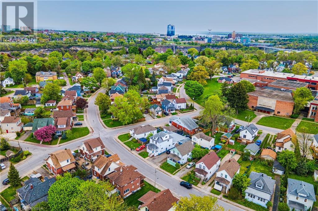 4674 Ryerson Crescent, Niagara Falls, Ontario  L2E 1E5 - Photo 39 - 40728561