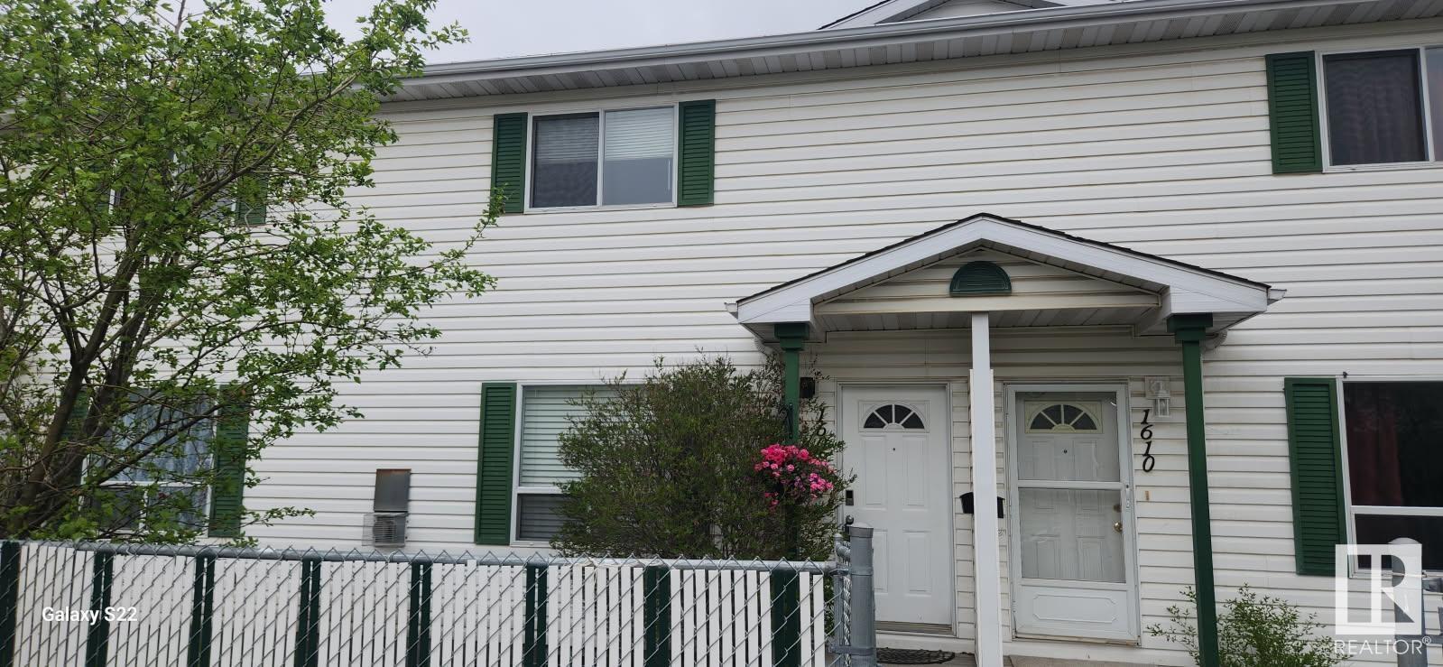 Property at 1608 Millwoods RD NW image 3