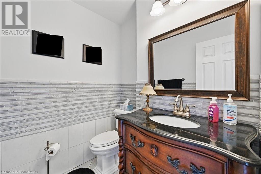 3 Knights Court, Hamilton, Ontario  L8T 4Z7 - Photo 21 - 40728750