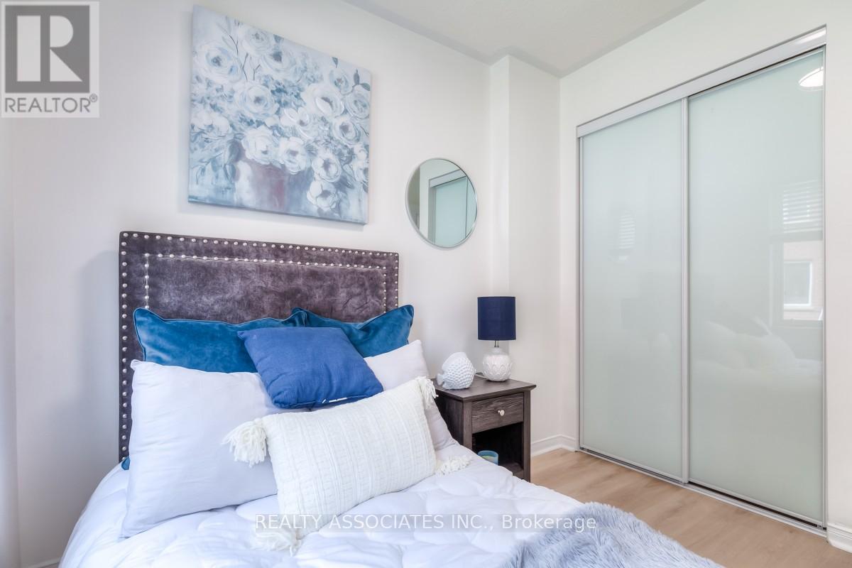 26 - 31 Foundry Avenue, Toronto, Ontario  M6H 4K7 - Photo 22 - W12120444