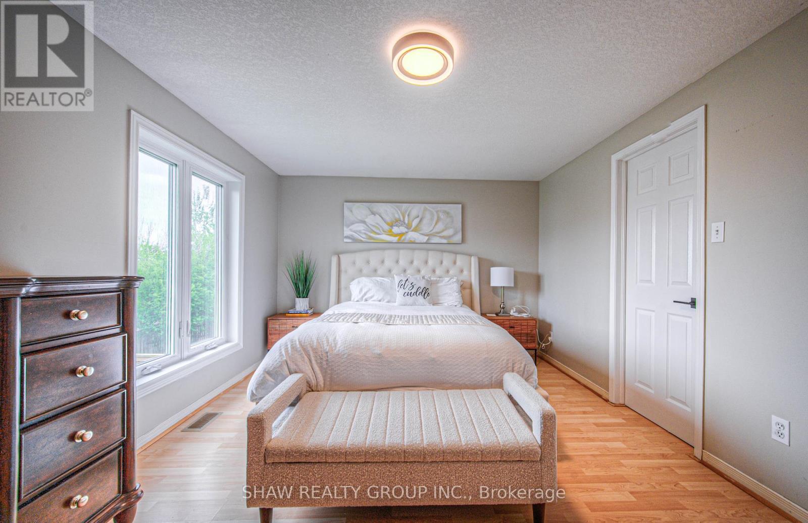 210 Misty Court, Kitchener, Ontario  N2B 3V4 - Photo 27 - X12147592