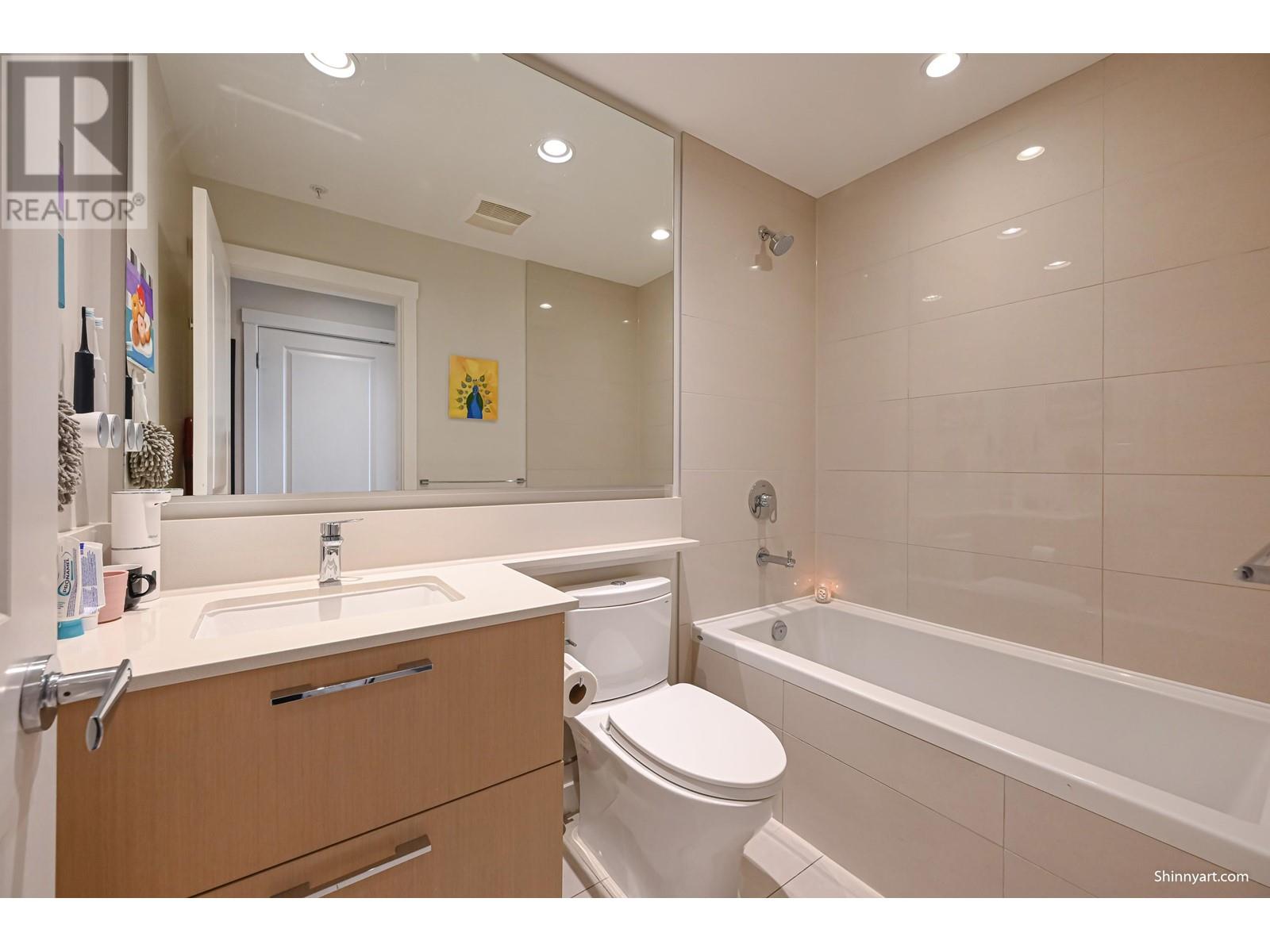 804 3533 Ross Drive, Vancouver, British Columbia  V6S 0L3 - Photo 14 - R3002026