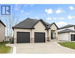 1077 CHATEAU AVENUE, Windsor, Ontario
