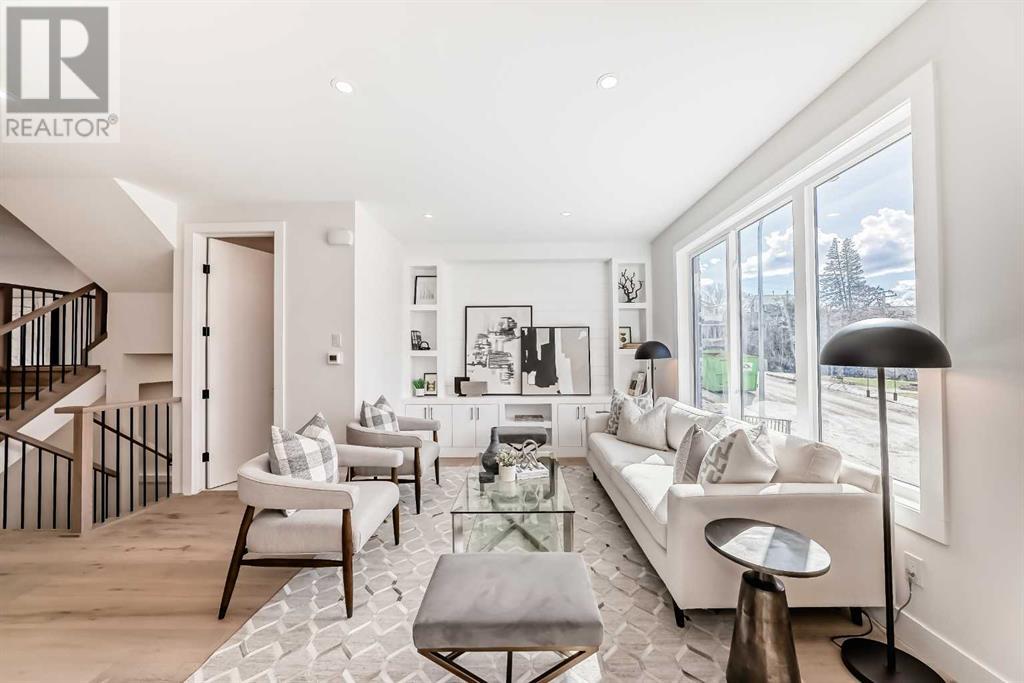 Property at 2518 16 Street SW image 2