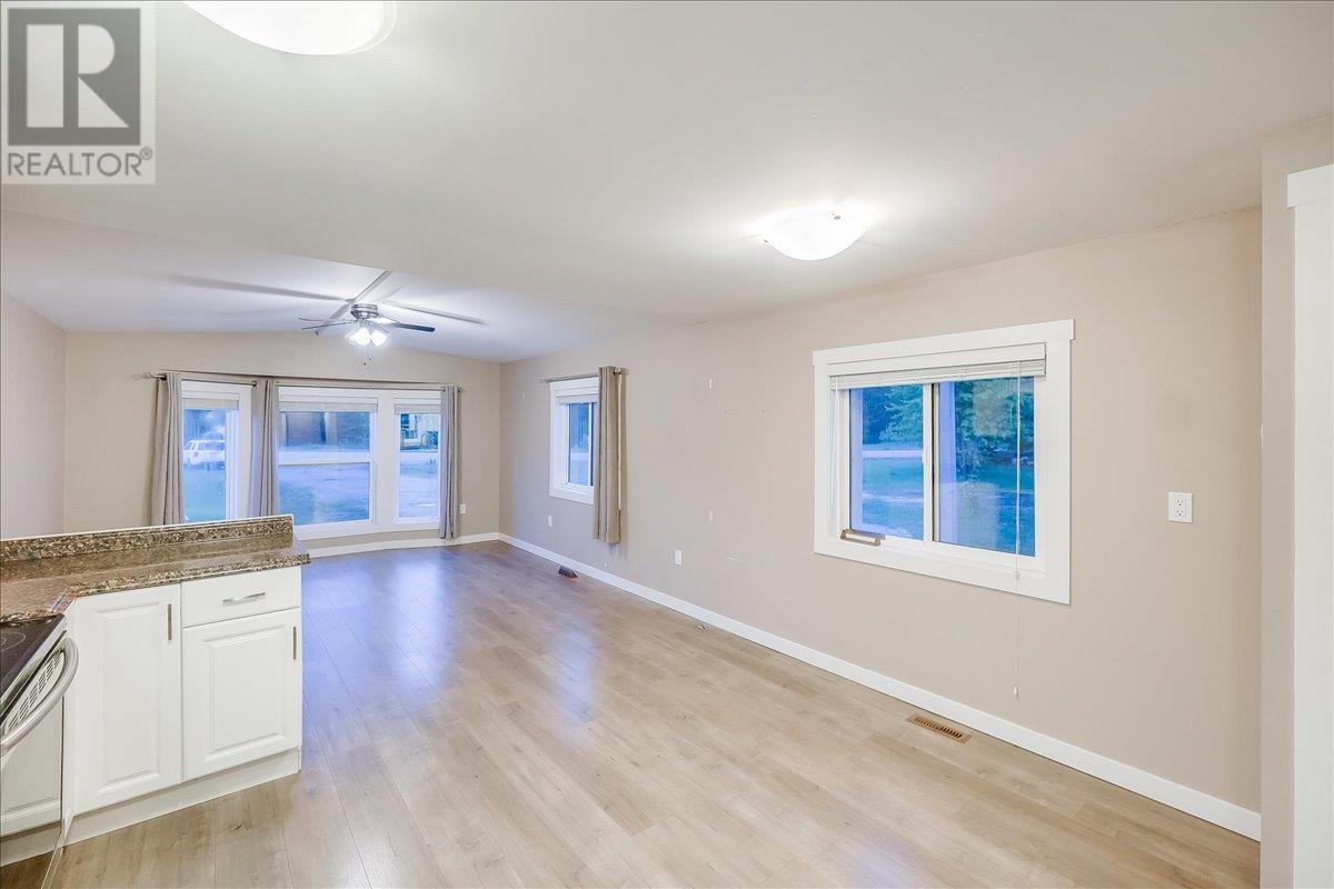 996 Waterloo Road, Ootischenia, British Columbia  V1N 4M3 - Photo 18 - 10337432