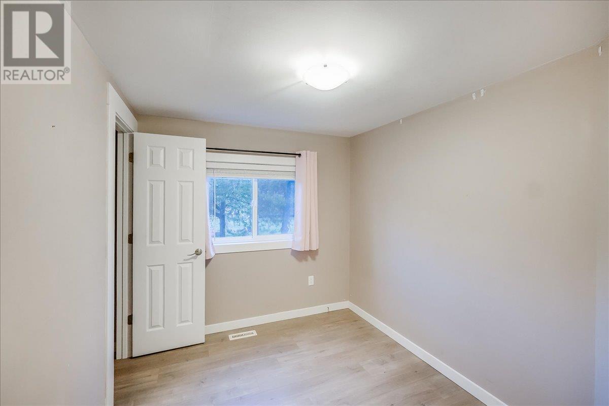 996 Waterloo Road, Ootischenia, British Columbia  V1N 4M3 - Photo 28 - 10337432