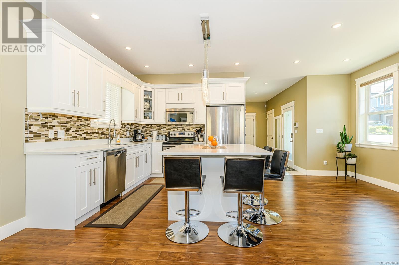927 Tayberry Terr, Langford, British Columbia  V9C 0J4 - Photo 4 - 999831