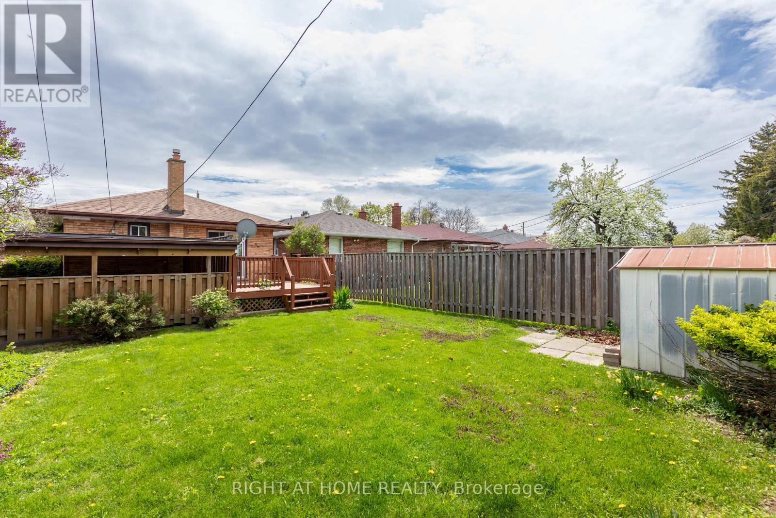 22 Flintridge Road, Toronto, Ontario  M1P 1C1 - Photo 35 - E12147796