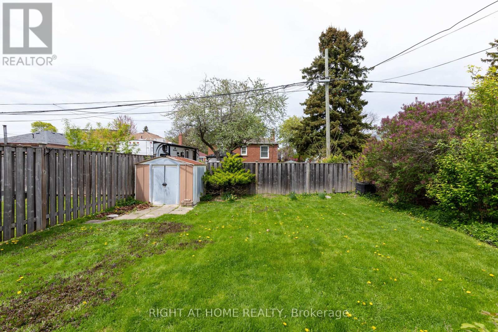 22 Flintridge Road, Toronto, Ontario  M1P 1C1 - Photo 32 - E12147796
