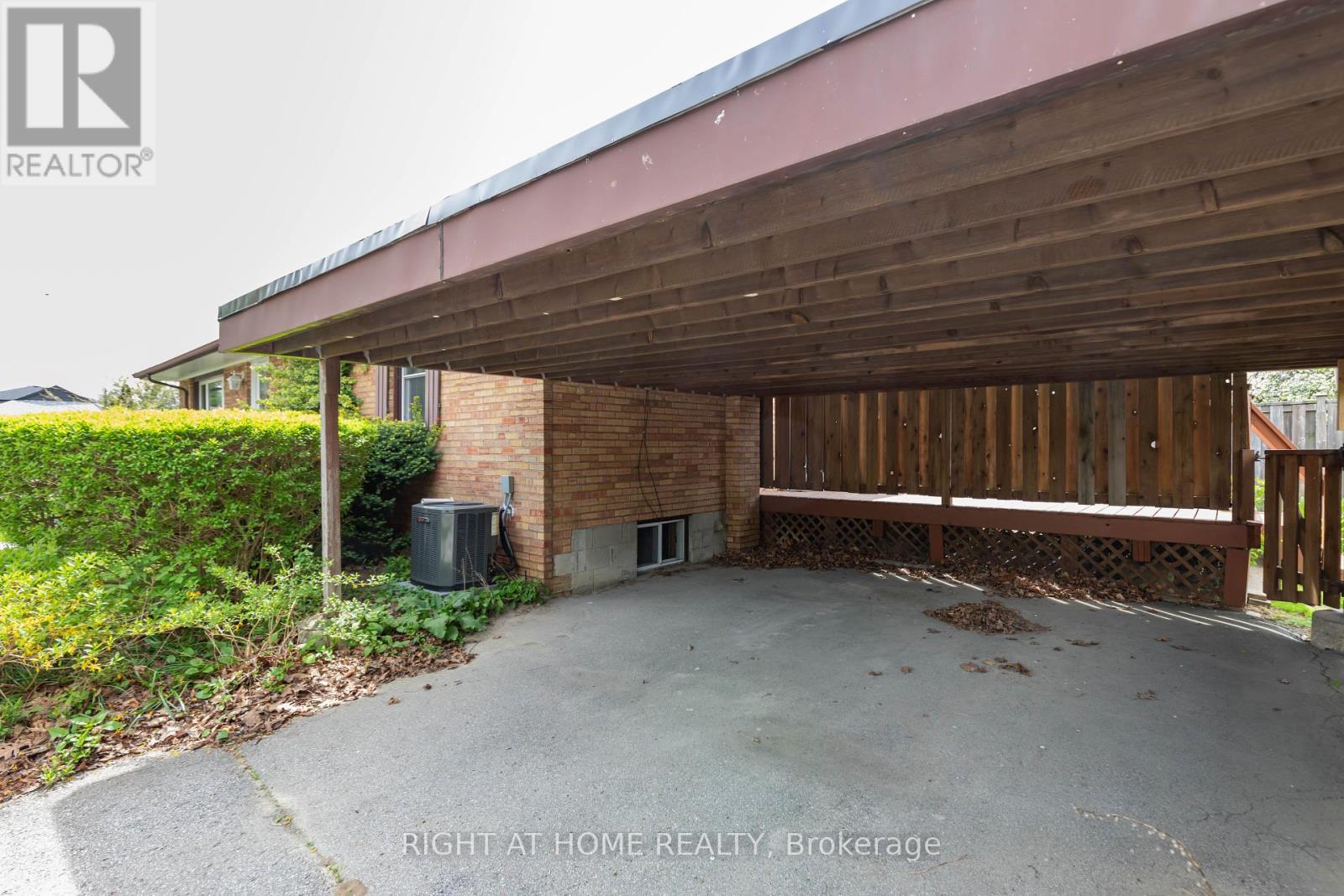 22 Flintridge Road, Toronto, Ontario  M1P 1C1 - Photo 36 - E12147796