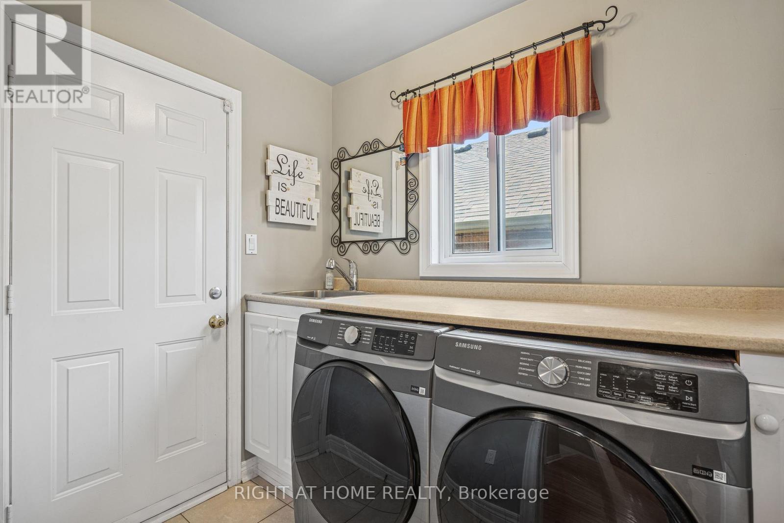 14 Prince Of Wales Drive, Barrie, Ontario  L4N 0T5 - Photo 17 - S12145949